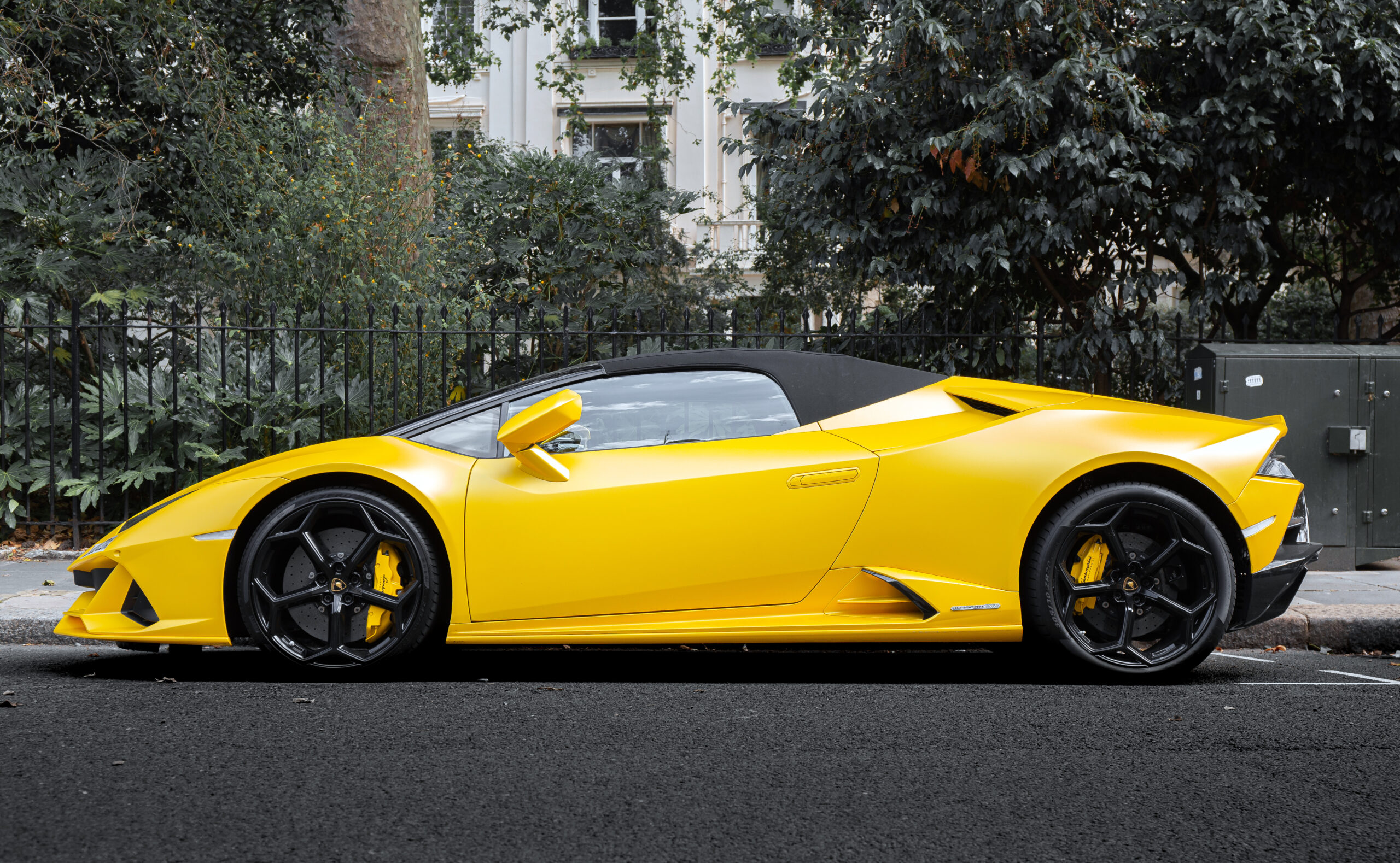Picture of a Lambo