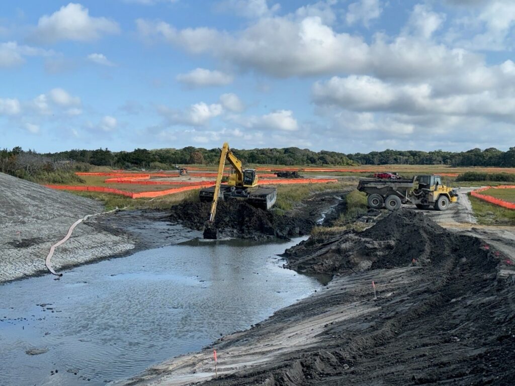 Picture19-sep2024 Excavation of the mainstem of Pond Creek toward the marsh interior – September 2024